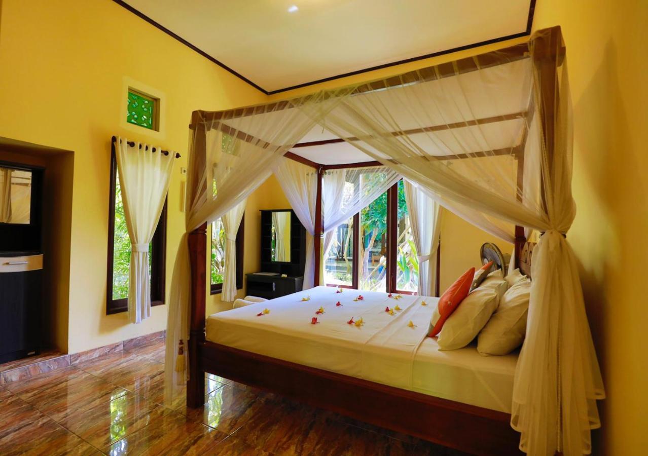 Kirana Homestay Amed Exterior foto